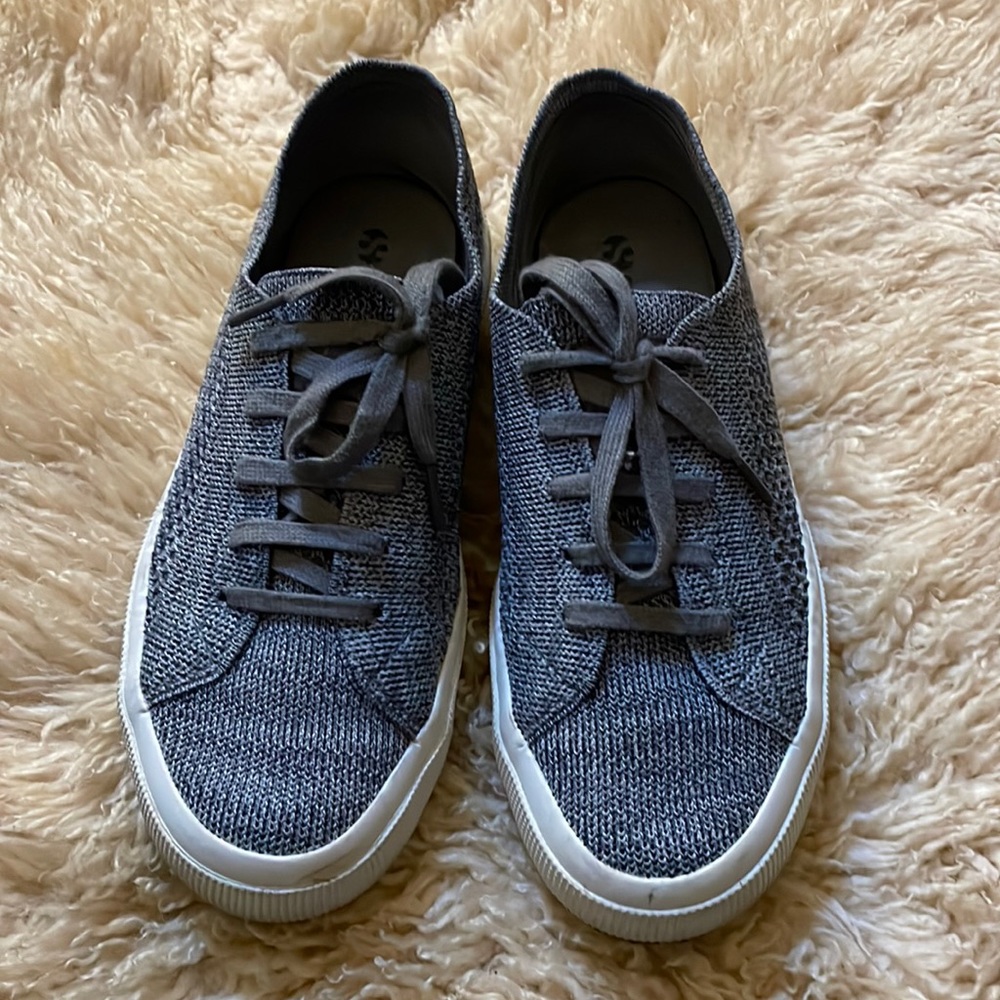 Superga Grey Knit sneakers with shaper inserts, gently used like new 38 Euro